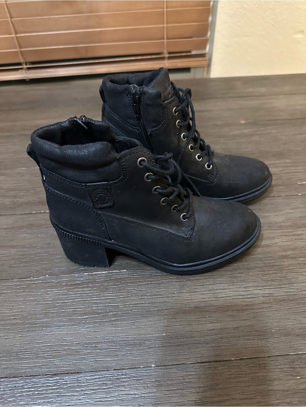 Women’s Charley Crown Vintage Boots Combat Black Fabric Round Toe Lace Up 7M
